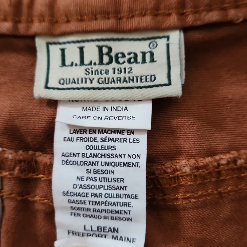 L.L. Bean Shorts Size 38 Rust Color Great for Outdoors